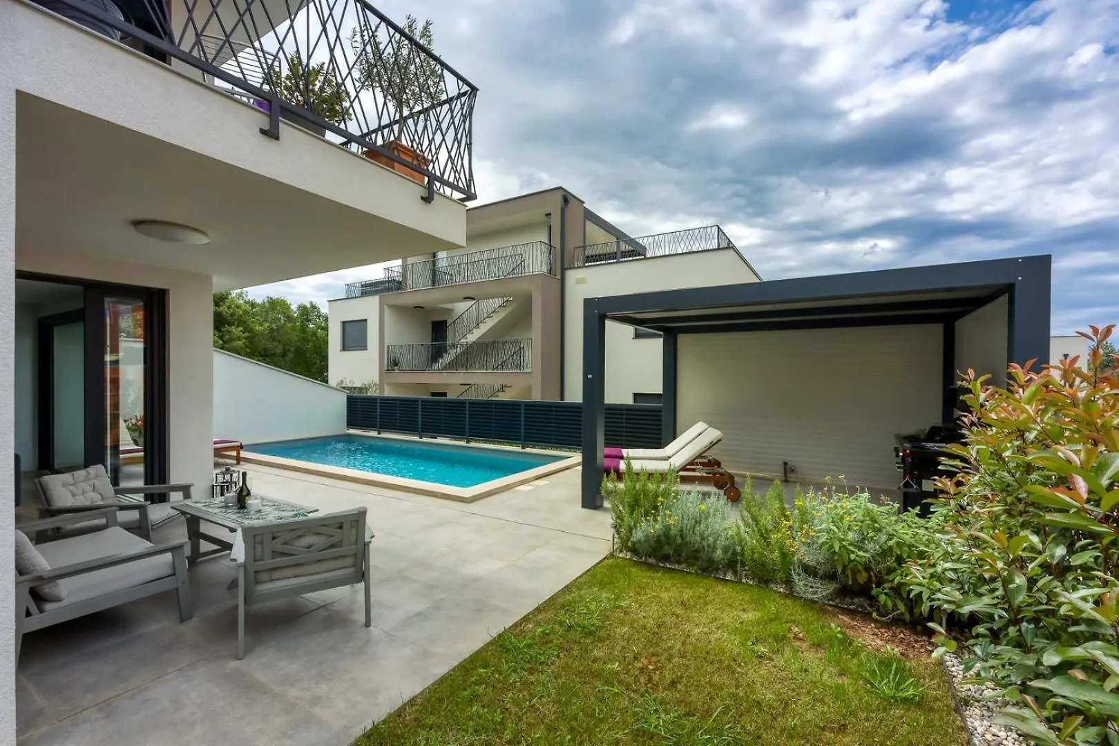 Casa Ella With Private Pool Apartment Porec Croatia